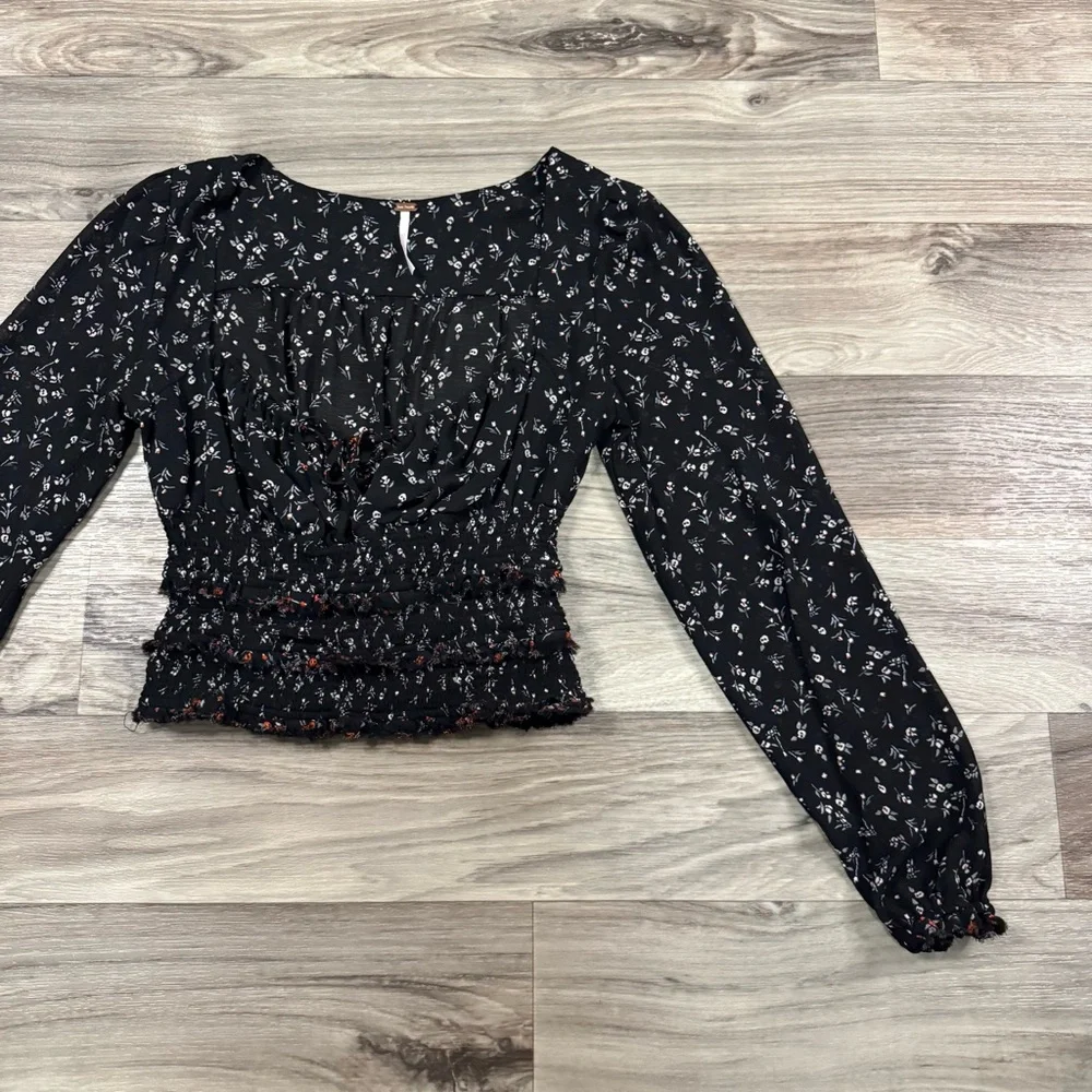 Free People Lolita Floral Smocked Long Sleeve Blouse Size Small - Picture 3 of 7